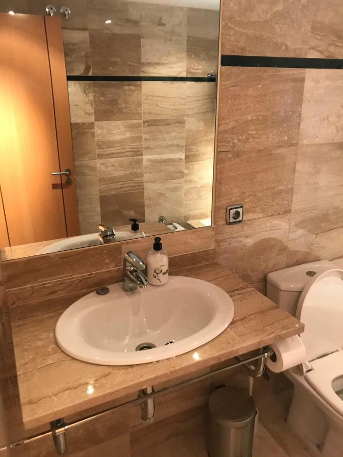 Luxury Apartment Set In Dona Julia Golf Course Касарес Экстерьер фото